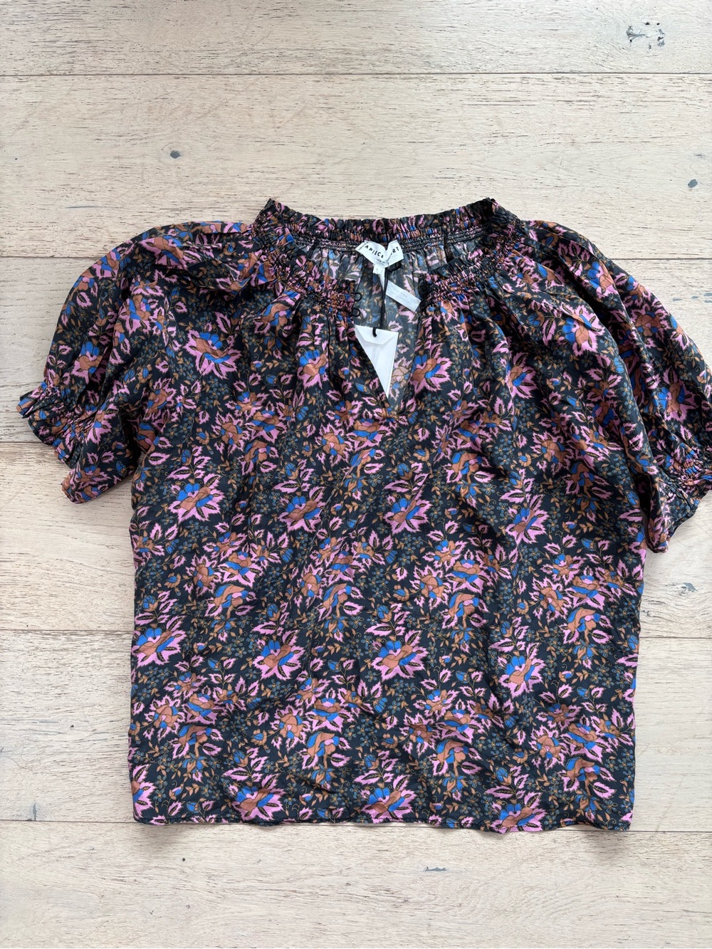 A Piece Apart Kasin Floral Puff-Sleeve Blouse - Picture 2 of 4
